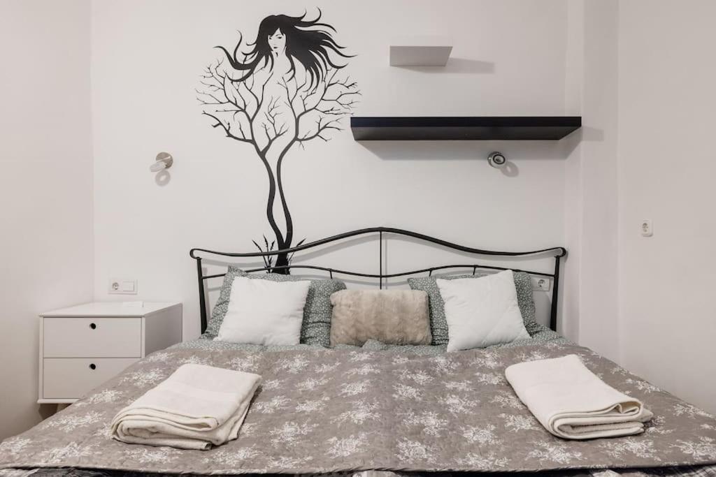 Cosy Central Apartment At River Budapest Exteriör bild